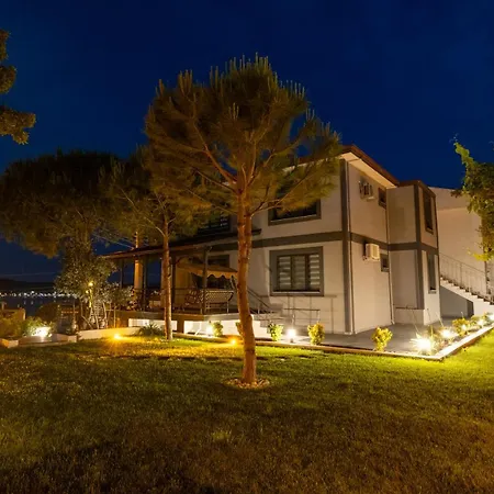 Select Cunda - Sea View With Private Veranda In Cunda Island * Ayvalik