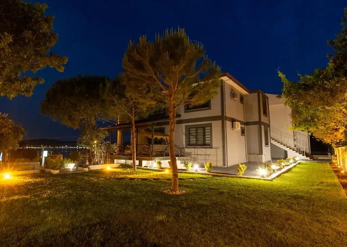 Select Cunda - Sea View With Private Veranda In Cunda Island * Ayvalı