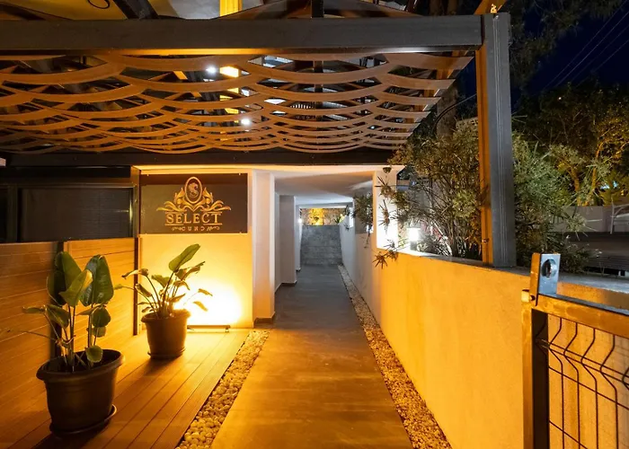 Select Cunda - Sea View With Private Veranda In Cunda Island *